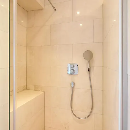 Luxury In The Old Town With Stunning Views *