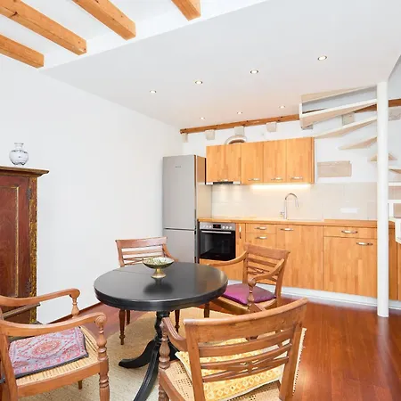 别墅 Luxury In The Old Town With Stunning Views