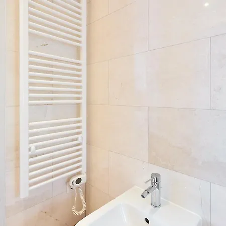 Luxury In The Old Town With Stunning Views