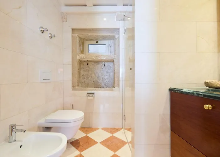 Luxury In The Old Town With Stunning Views *