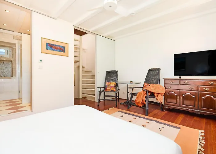 Luxury In The Old Town With Stunning Views Villa