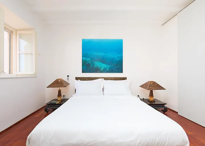 Luxury In The Old Town With Stunning Views *