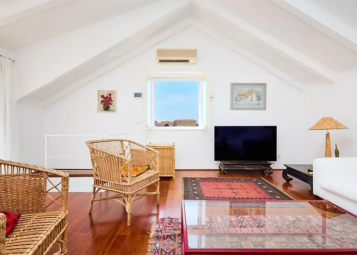 Luxury In The Old Town With Stunning Views Villa